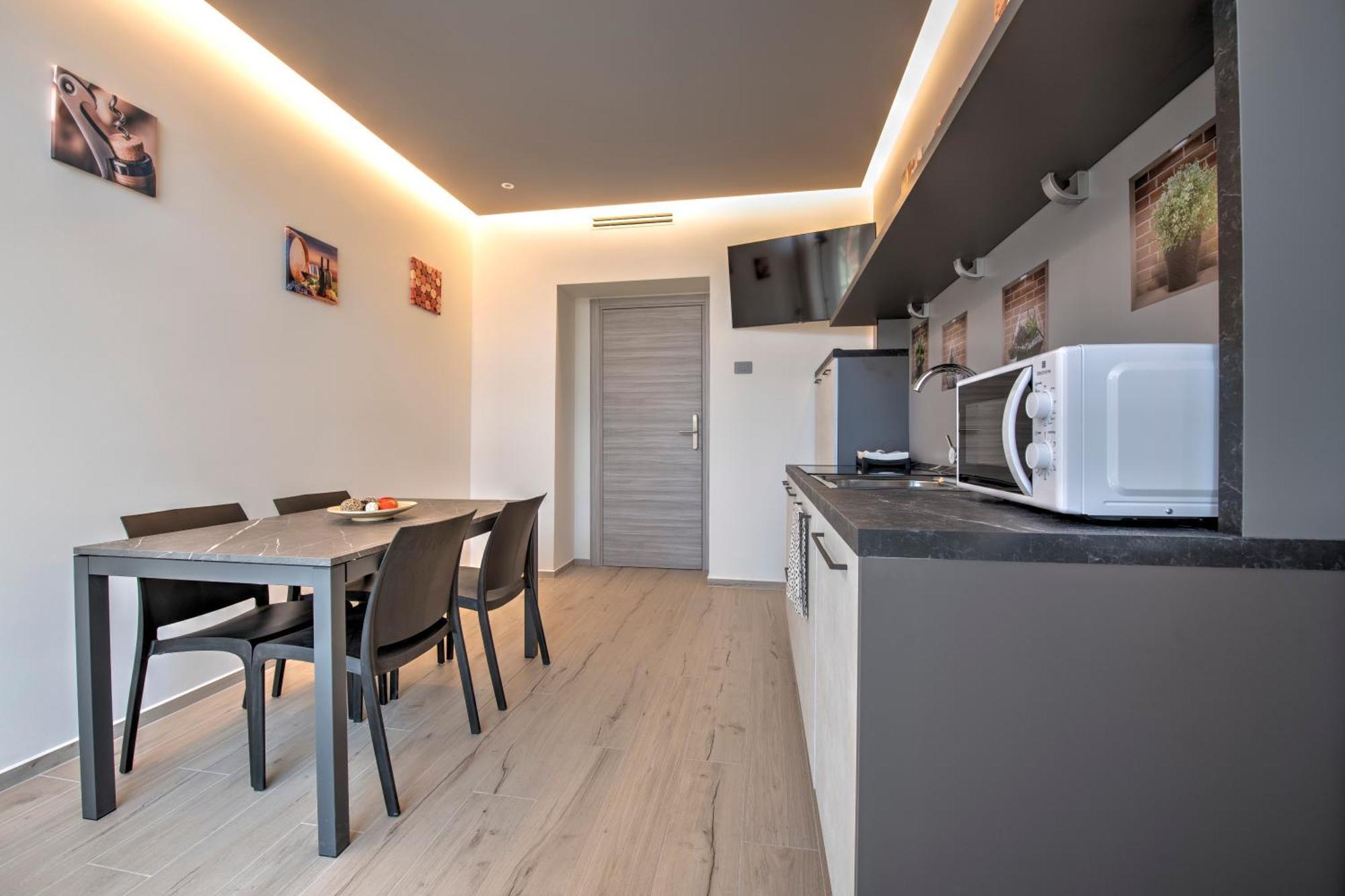 243B - Appartamento Mignon - Sara Home Chiavari, 200Metri Dal Mare Exterior foto